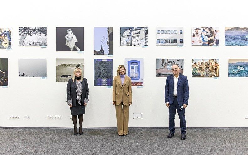 Олена Зеленська відвідала виставку аргентинських фотографів