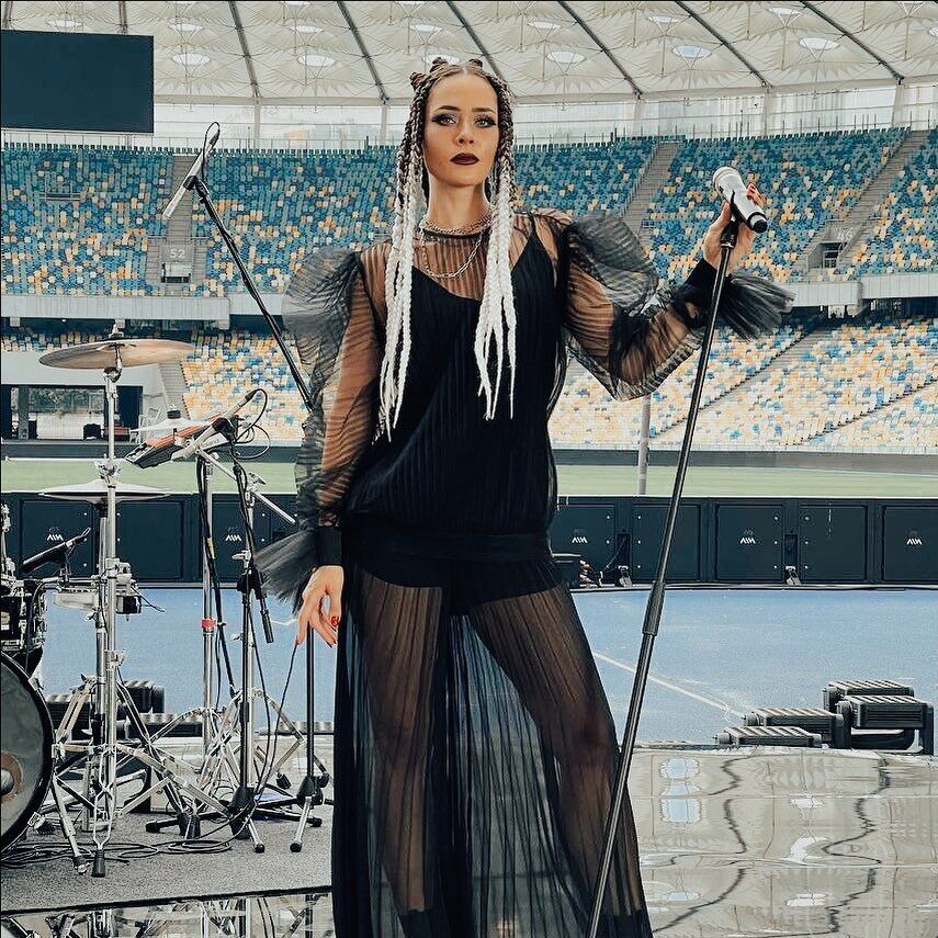 Юлія Саніна стала однією з найвідоміших рок-виконавиць в Україні