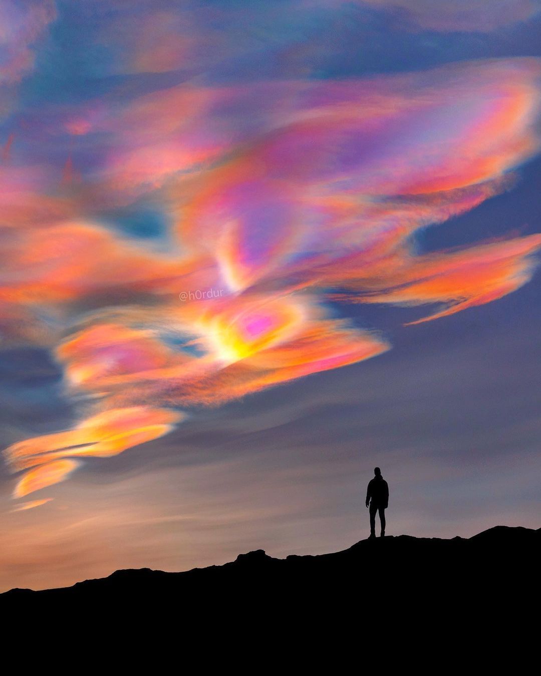 "Перламутрові хмари" в Ісландії