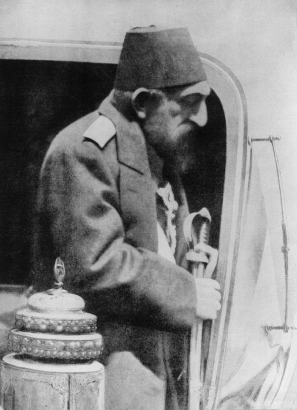 Кастинг, євнухи та ночі кохання. Що приховували гареми турецьких султанів.
