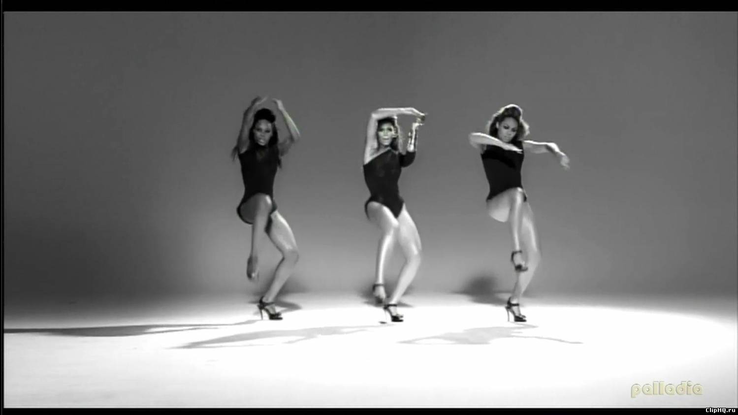 Single ladies. Дженнифер Лопес сингл леди. Две девушки танцуют. Танцующая походка. Single Ladies танец.