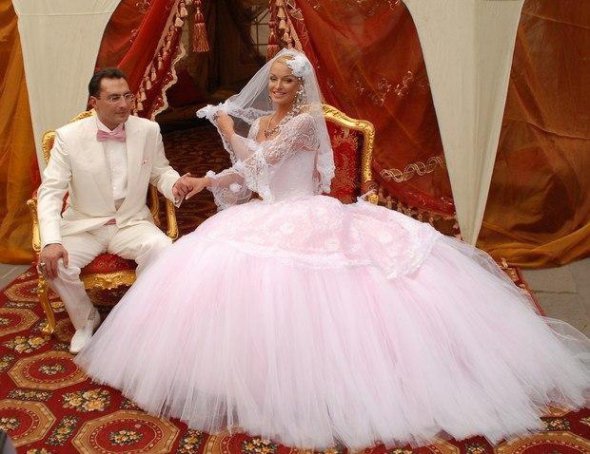 Магічна дата не вберегла шлюб балерини Анастасії Волочкової та бізнесмена Ігоря Вдовіна