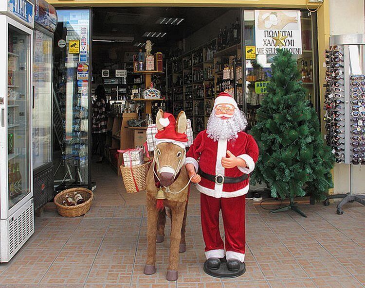 На Кіпрі Діда Мороза звуть Василь - 25 фактів, після яких ви подивитеся на світ іншими очима (фото)
