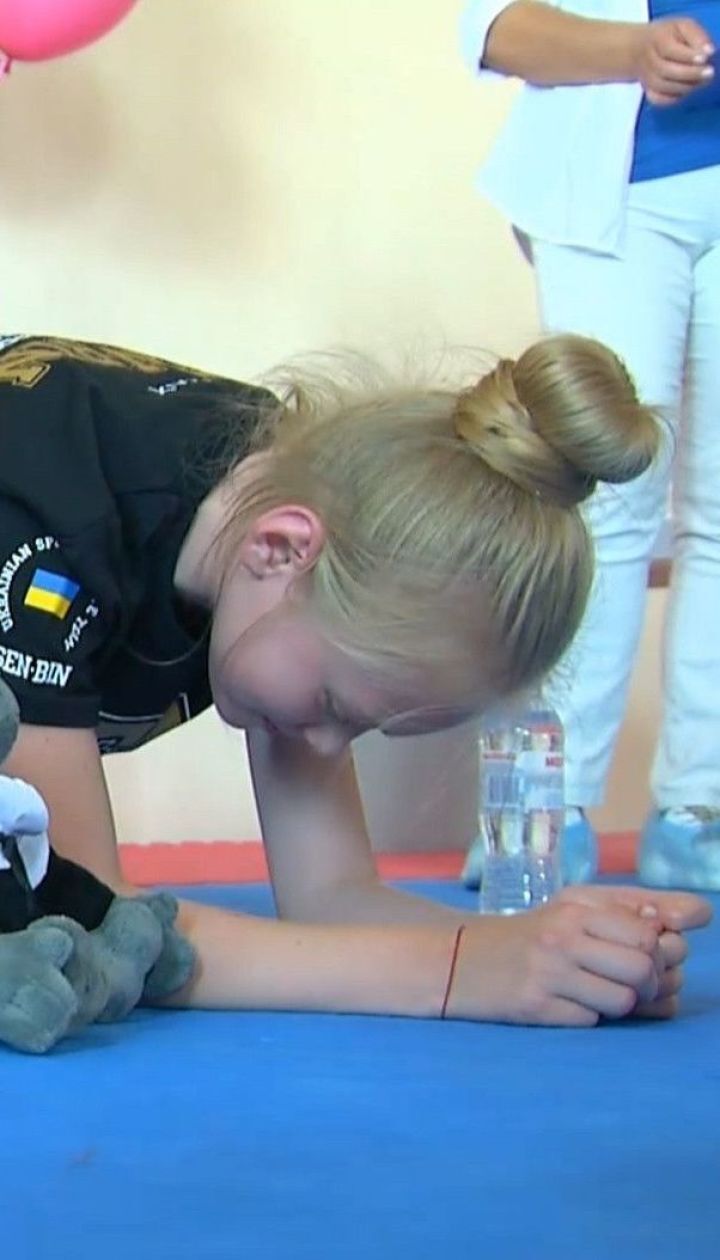 Планка на ліктях: 11-річна дівчинка встановила український рекорд ...