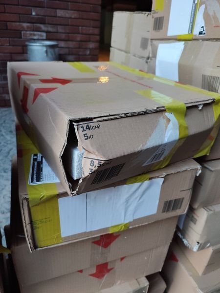 "Нова пошта" зіпсувала посилку українця за $2800