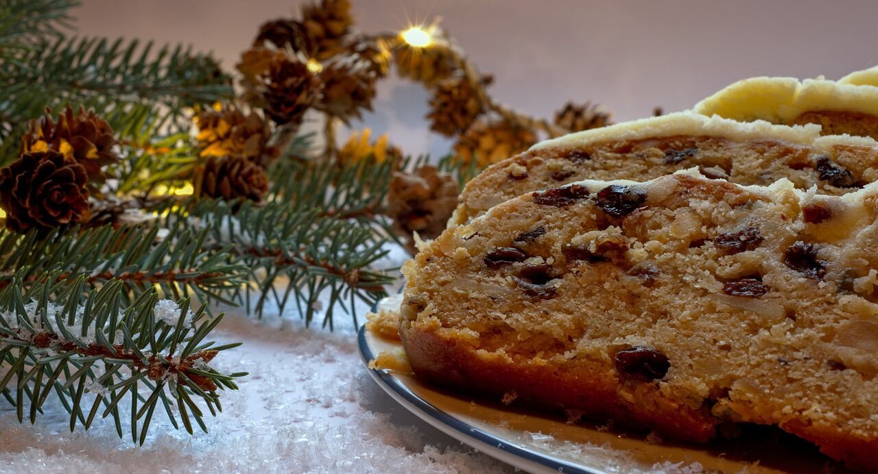 У Святвечір у католиків прийнято подавати до вечері сім видів солодкої випічки