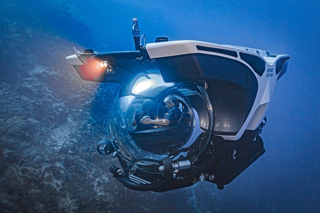 Мальовничий підводний човен "Нептун"