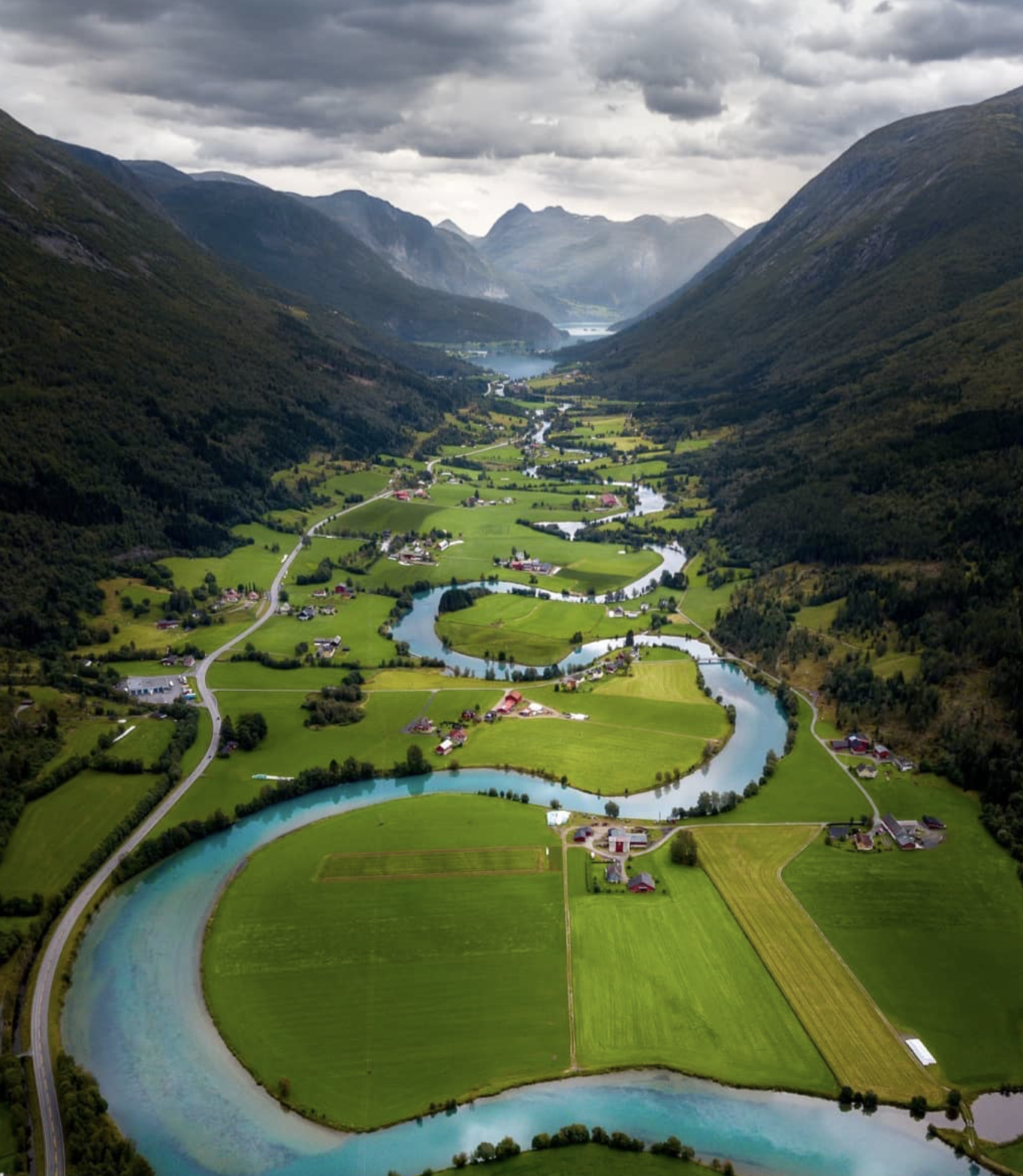 Лососева річка Стринельва у Норвегії
